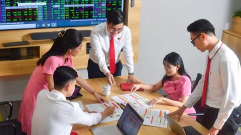 Lợi nhuận quý I/2026: Doanh nghiệp trên sàn tăng trưởng thu hẹp, phân hóa rõ nét