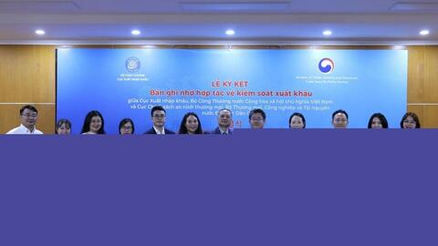 Việt Nam và Hàn Quốc tăng cường hợp tác kiểm soát xuất khẩu