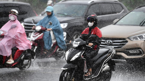 Dự báo thời tiết ngày 28/4: Bắc Bộ đón không khí lạnh, Nam Bộ nắng nóng