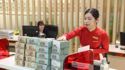 Lãi suất cho vay trước yêu cầu giảm thêm để hỗ trợ tăng trưởng