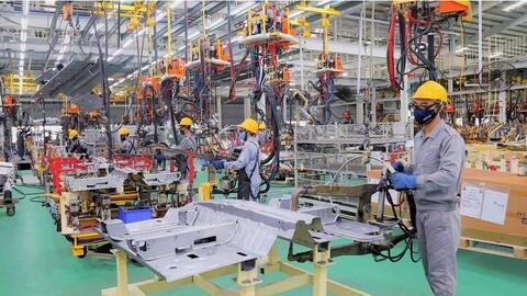 Tăng trưởng 2 con số: Cải cách thể chế, tăng năng lực thực thi và phản ứng chính sách