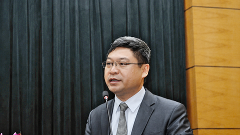 PGS.TS Phạm Hữu Tuyến: Xăng E10 phù hợp với phần lớn phương tiện đang lưu hành