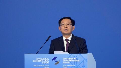 Phó Thủ tướng Hồ Quốc Dũng dự Phiên toàn thể Diễn đàn Kinh tế Á - Âu