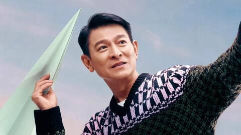 Lưu Đức Hoa vẫn miệt mài chạy show ở tuổi 65
