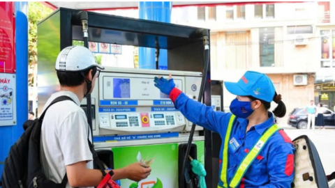 Kéo dài chính sách thuế với xăng, dầu và nhiên liệu bay đến hết năm 2026