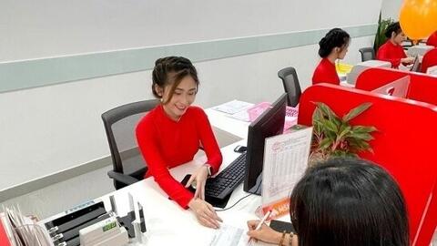 Lãi suất - tỷ giá hôm nay: Lãi tiết kiệm đặc biệt lên 10%/năm, USD giảm nhẹ