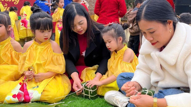 Trải nghiệm ‘Ngày Tết quê em’ bài học kỹ năng sống sinh động cho HS ở Phú Thọ