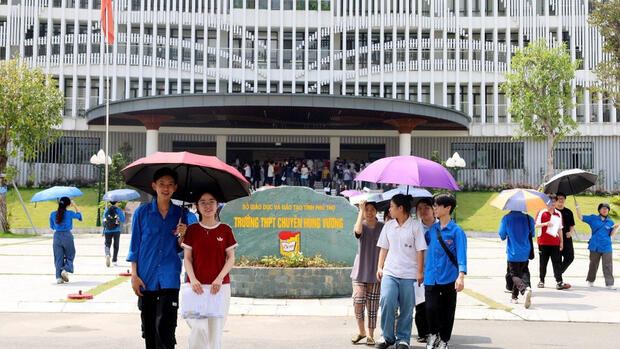 Phú Thọ công bố đề thi tham khảo môn chuyên vào lớp 10