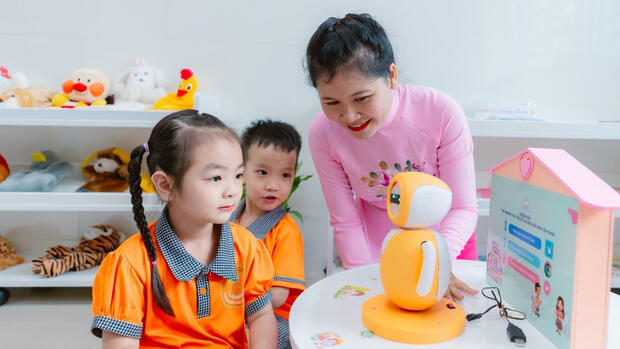 Hoàn thiện chính sách về phổ cập giáo dục, giáo dục bắt buộc, xóa mù chữ