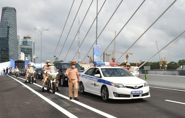 'Xuyên ngày đêm, lễ, tết; xuyên COVID-19' hoàn thành cầu Thủ Thiêm 2 – Biểu tượng kiến trúc mới trên sông Sài Gòn - Ảnh 4.