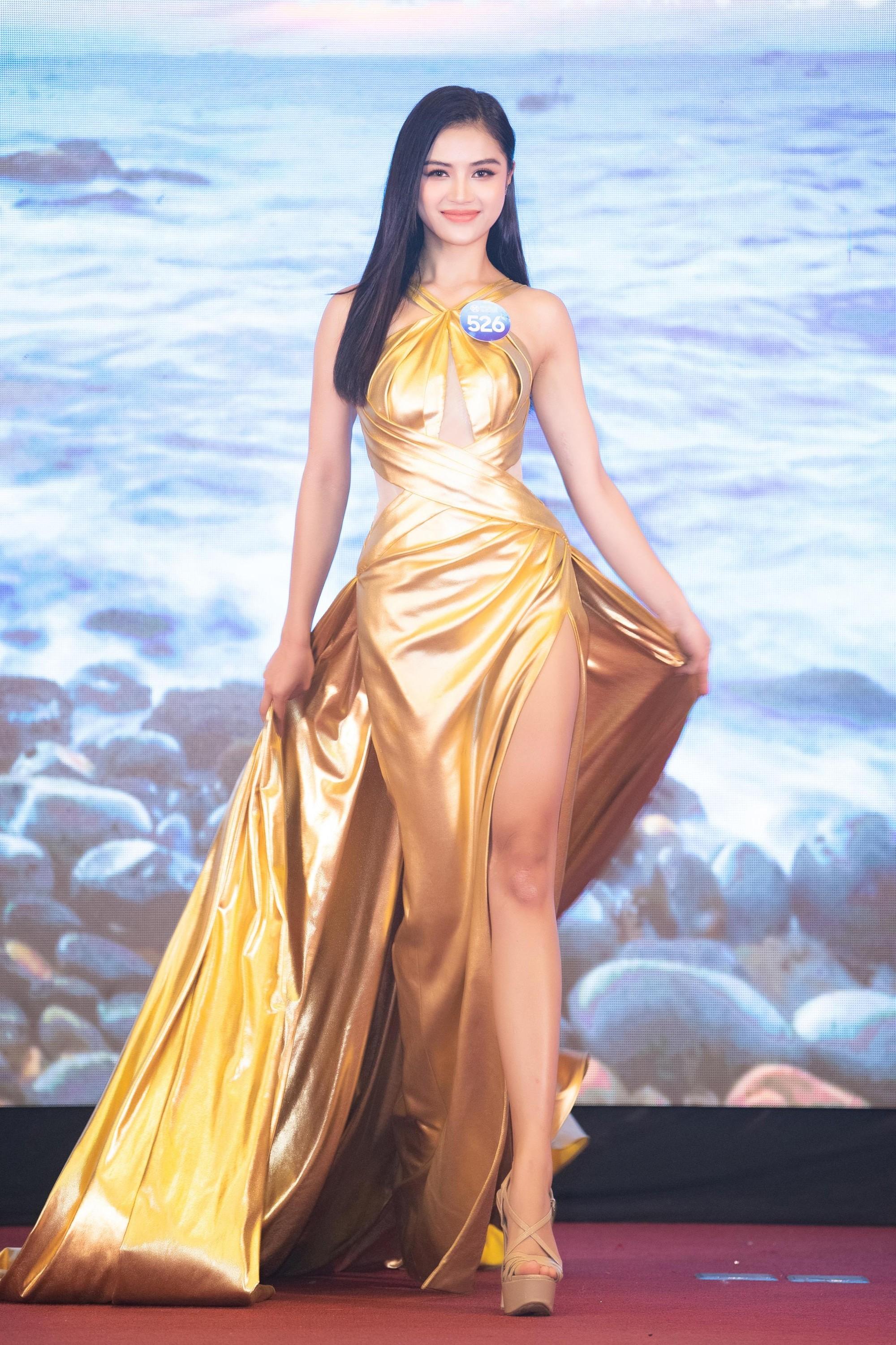 Hoa hậu Lương Thùy Linh, Tiểu Vy xuất hiện lộng lẫy tại lễ công bố vòng chung kết Miss World Vietnam 2022 ảnh 15