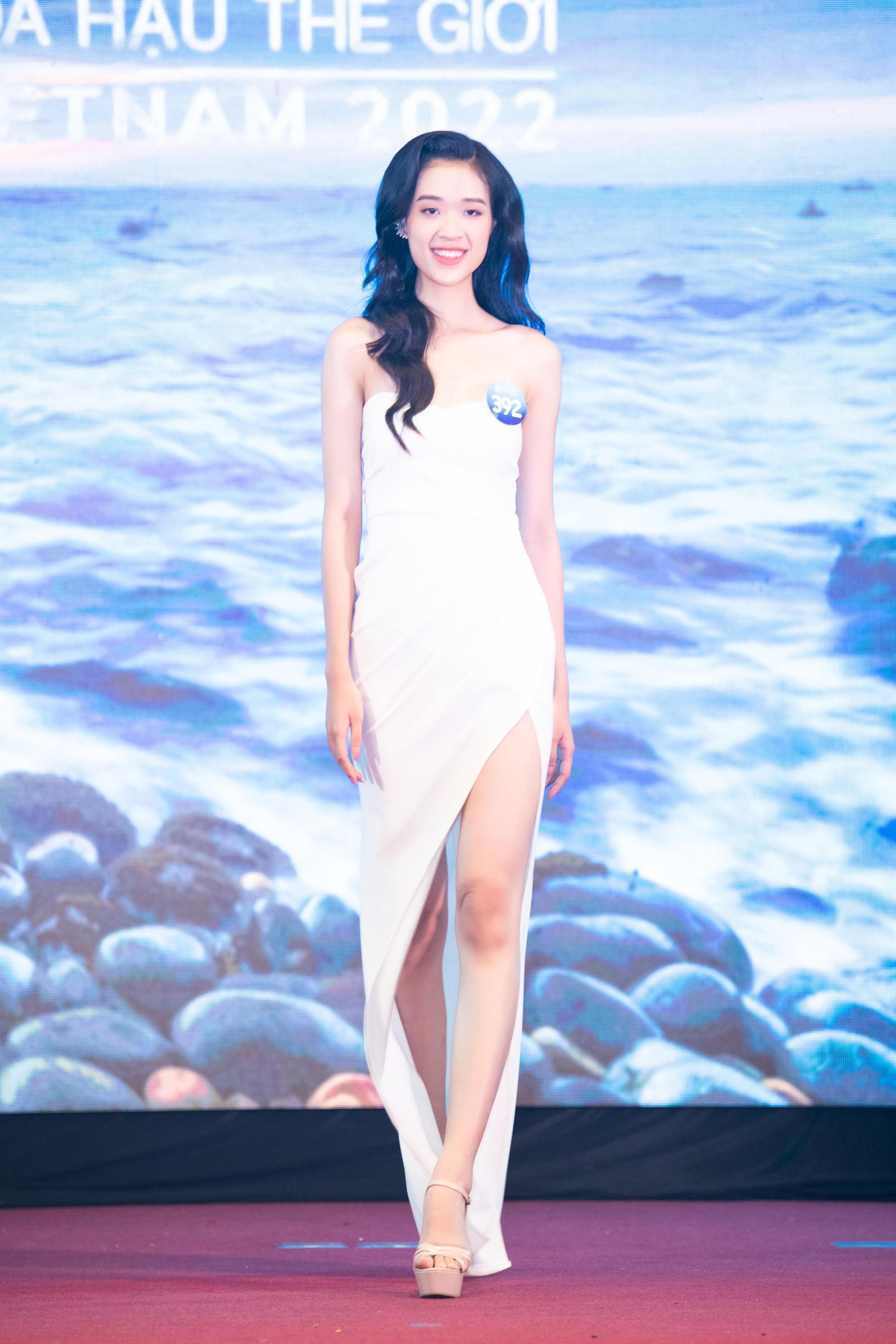 Hoa hậu Lương Thùy Linh, Tiểu Vy xuất hiện lộng lẫy tại lễ công bố vòng chung kết Miss World Vietnam 2022 ảnh 12