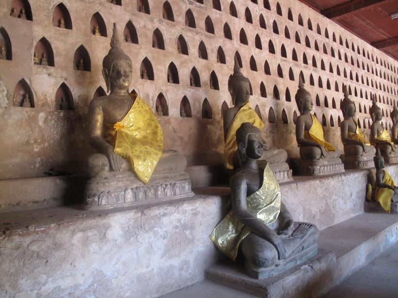 Ướt sũng với Boun Pi May ảnh 2