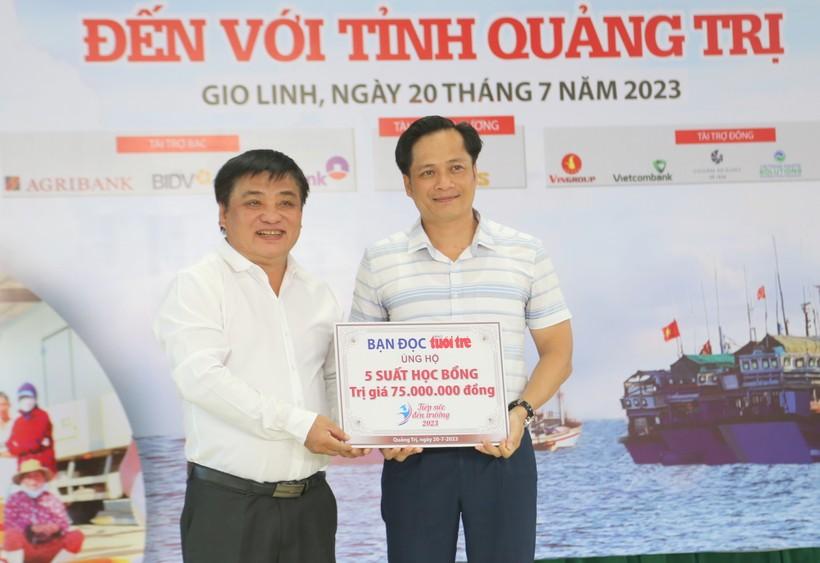 Nhiều suất học bổng ý nghĩa đến với học sinh khó khăn Quảng Trị  ảnh 5