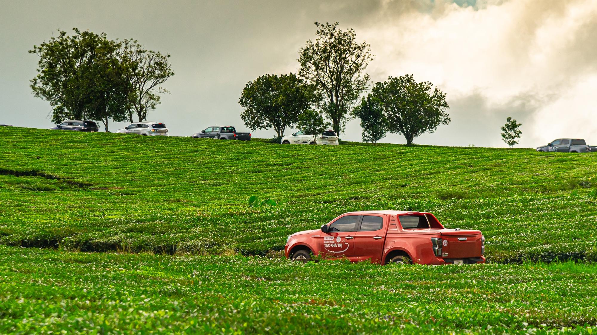 Tôi dành 3 ngày trải nghiệm Isuzu D-Max: ‘Nhiều điểm cộng, không đáng bị ế đến vậy’ - Ảnh 5.