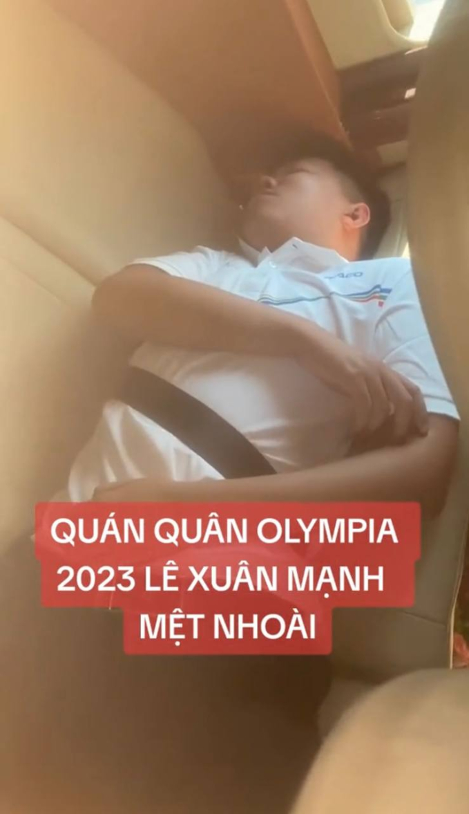 Thanh niên xóm "xin vía học giỏi" của Quán quân Olympia 2023, Xuân Mạnh có ứng xử được khen ngợi - Ảnh 5.