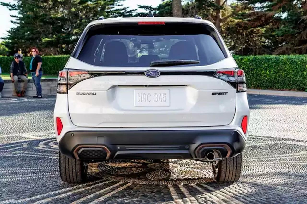 Xe mới lộ diện này dễ là Subaru Forester 2024: Thiết kế khác biệt hoàn toàn, sẽ ra mắt ngay tháng này- Ảnh 4.