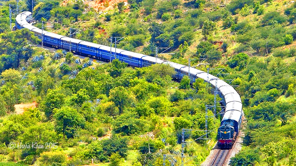 “Mê mẩn” với 5 tour du lịch bằng tàu hỏa dài nhất thế giới: Tuyến top 1 mất đến 7 ngày 7 đêm! - Ảnh 3.