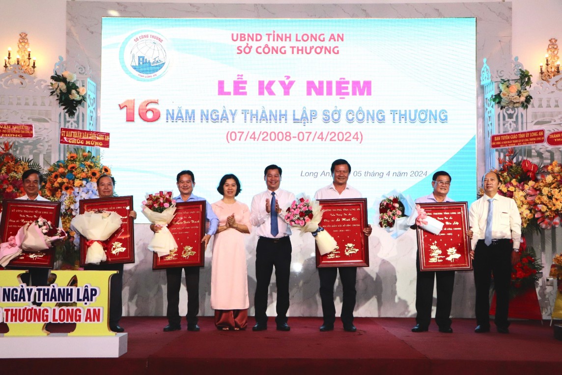 Sở Công Thương tỉnh Long An kỷ niệm 16 năm ngày thành lập