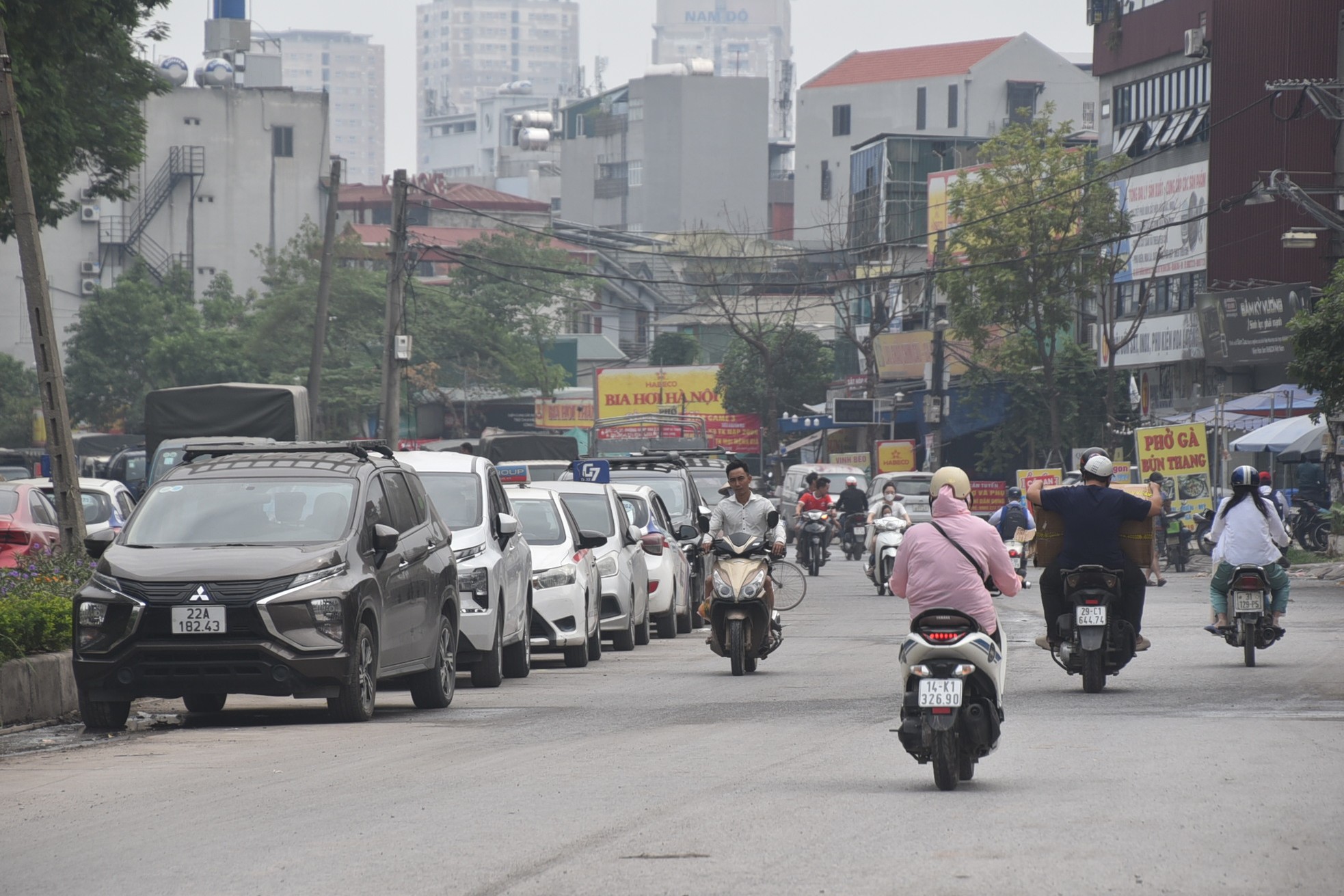 Cận cảnh đường Vành đai 2,5 chậm tiến độ hơn 10 năm thành bãi đỗ xe khổng lồ- Ảnh 5.