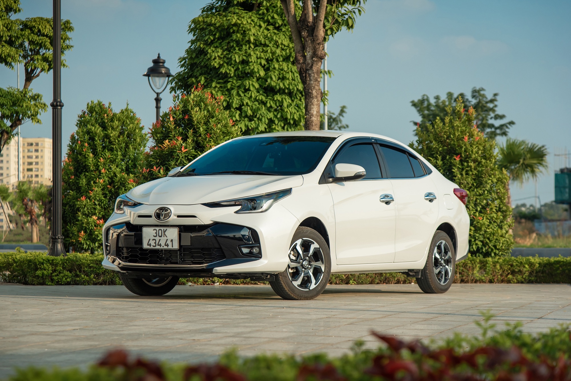 10 xe cũ được người Việt tìm nhiều nhất 2024: Toyota chiếm tới 4 xe, Vios 'vô đối' khi được quan tâm nhất, nhưng đây mới là cái tên gây ngạc nhiên- Ảnh 2.