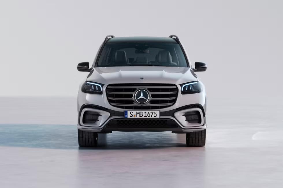 Mercedes-Benz GLS 2025 nhận cọc tại đại lý, sắp về Việt Nam: Giá dự kiến khoảng 5,5 tỷ, thiết kế mới, máy mạnh hơn đấu X7- Ảnh 2. Mercedes-Benz GLS 2025 nhận cọc tại đại lý, sắp về Việt Nam: Giá dự kiến khoảng 5,5 tỷ, thiết kế mới, máy mạnh hơn đấu X7- Ảnh 2.