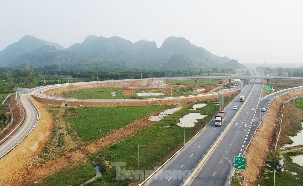 Sắp thu phí 5 tuyến cao tốc do nhà nước đầu tư- Ảnh 1.