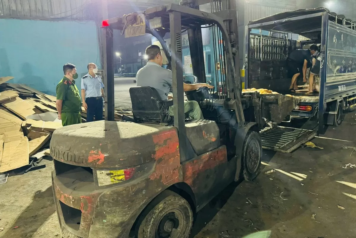 Quản lý thị trường Vĩnh Phúc tiêu hủy 800kg thịt lợn bẩn