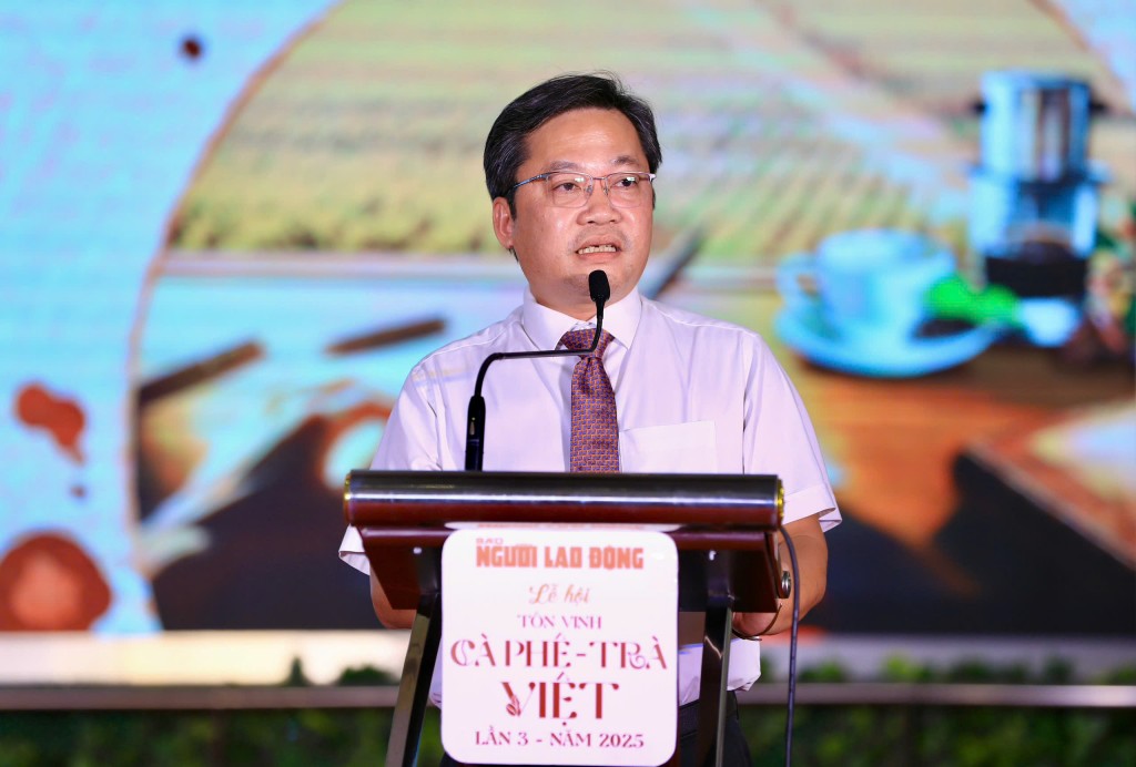 Trao giải cuộc thi viết