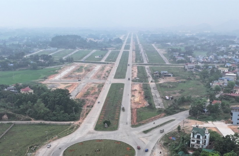 Dự án đường Bắc Sơn kéo dài đã cơ bản hoàn thành tuyến chính. Ảnh: Đình Sơn