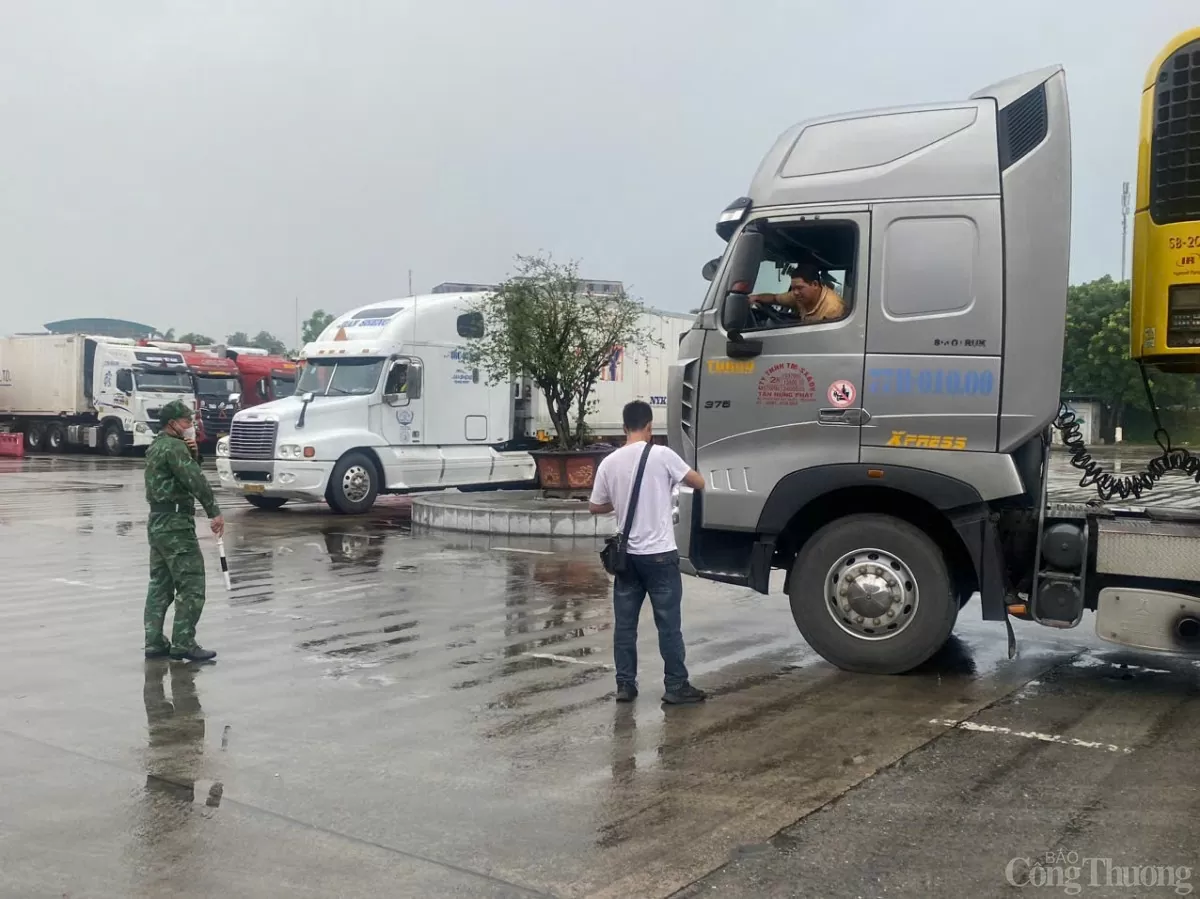 Xuất nhập khẩu qua cửa khẩu Kim Thành đạt trên 440 triệu USD