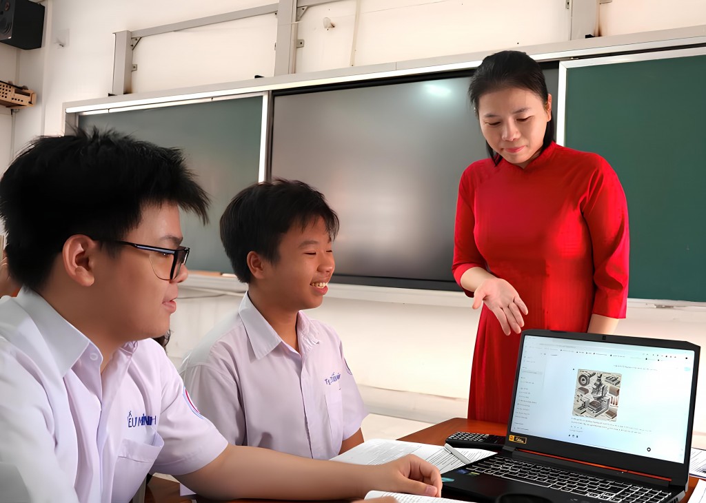 Nhiều trường THPT trên địa bàn tỉnh Long An tích cực đổi mới chương trình giảng dạy, ứng dụng công nghệ hiện đại trong dạy học