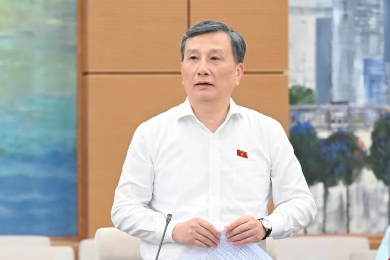 Ủy ban Thường vụ Quốc hội: Không cấm dạy thêm, cân nhắc việc giáo viên điều hành doanh nghiệp