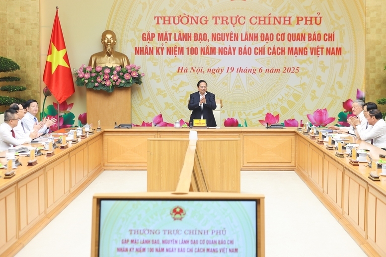 Thủ tướng khẳng định, Chính phủ, Thủ tướng Chính phủ luôn nhận được sự đồng hành, đồng tâm, chung sức, đồng lòng của các cơ quan báo chí, những người làm báo- Ảnh: VGP/Nhật Bắc