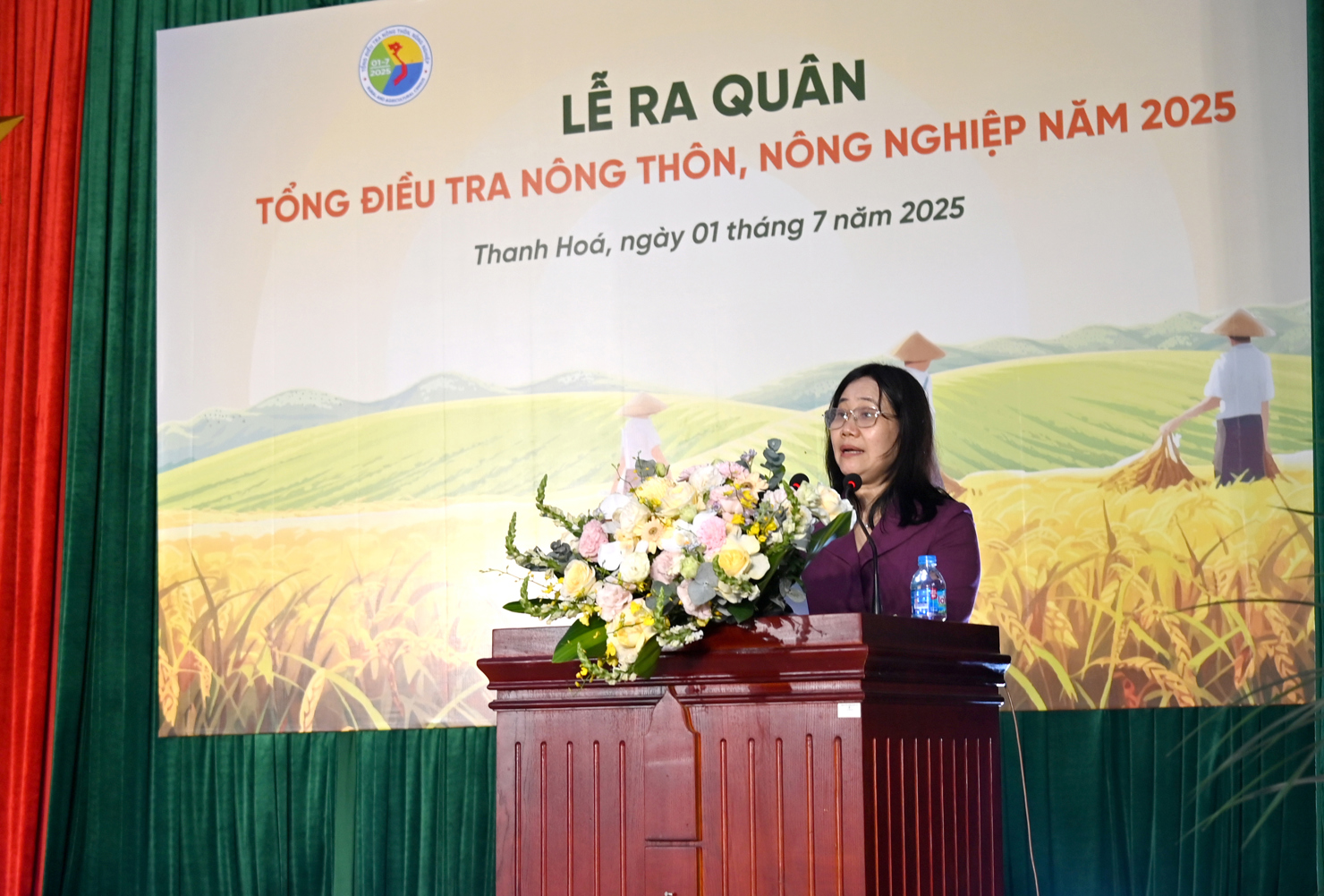 Cục trưởng Cục Thống kê Nguyễn Thị Hương - Phó Trưởng ban BCĐ Trung ương chủ trì Lễ ra quân tại tỉnh Thanh Hóa