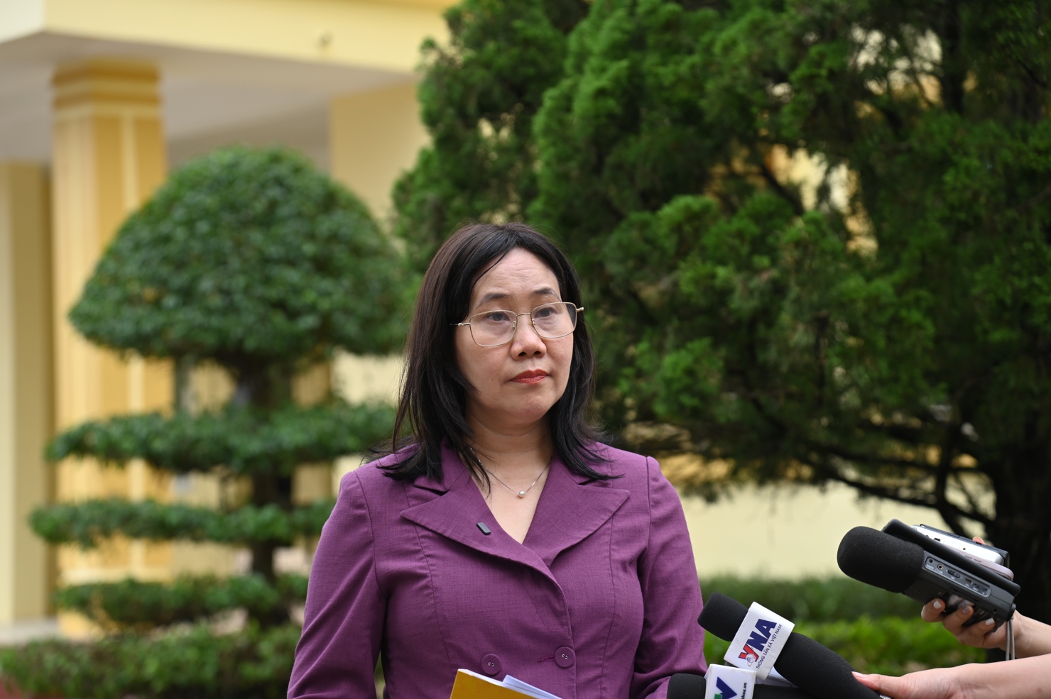 Cục trưởng Cục Thống kê Nguyễn Thị Hương trả lời phỏng vấn trong Lễ ra quân TĐTNN 2025