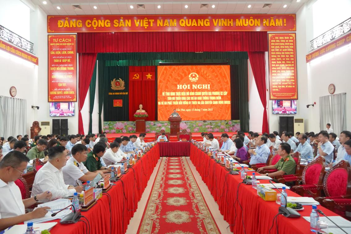 Quang cảnh hội nghị. Ảnh: Tạ Quang