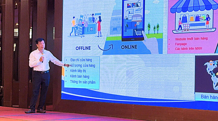 Ông Nguyễn Hữu Tuấn, Giám đốc eComDX lưu ý mỗi doanh nghiệp nên chủ động cập nhật thông tin và khi gặp vướng mắc, nên tìm đến chuyên gia tư vấn thuế để được hỗ trợ kịp thời. Ảnh: Cục Thương mại điện tử và Kinh tế số