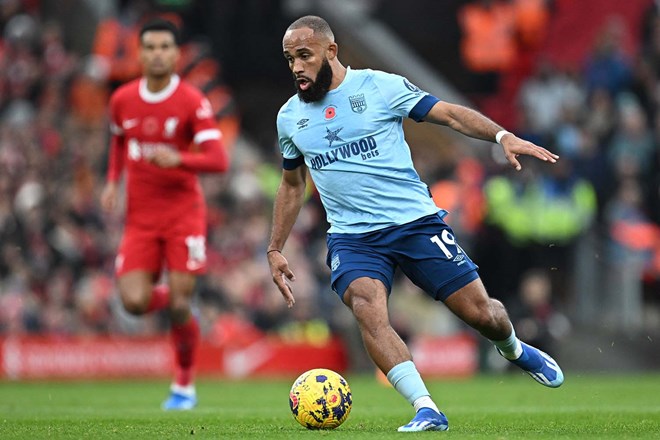 Man United đã bị ép giá trong thương vụ Mbeumo. Ảnh: AFP