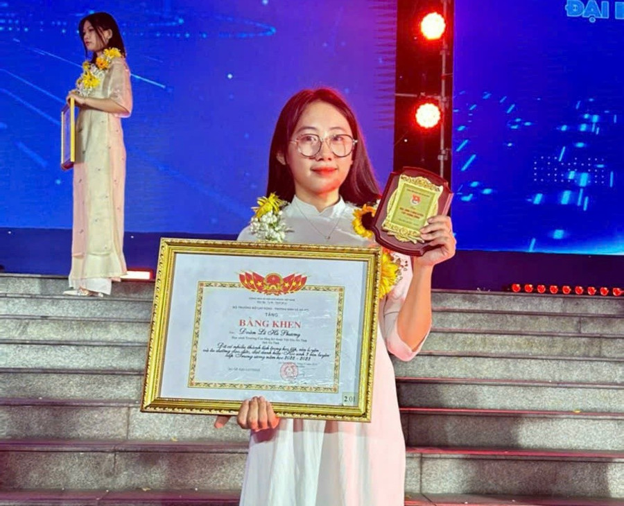 buoc-toi-giang-duong-tu-loi-re-bat-dac-di-2.jpg