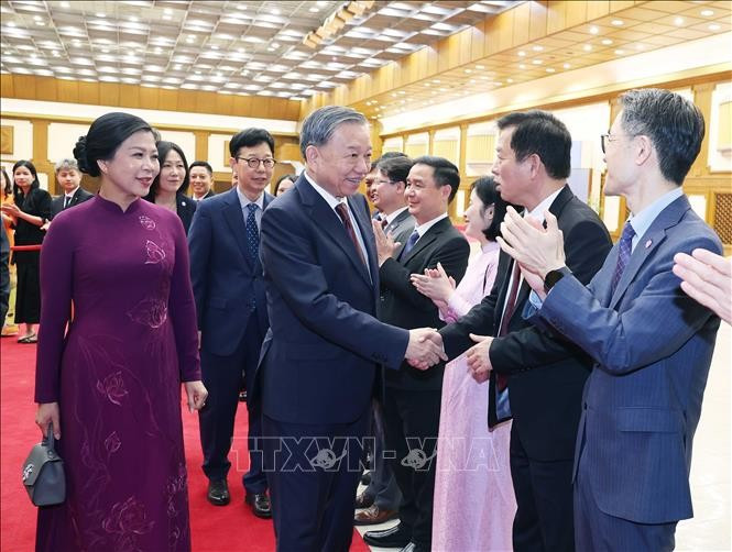 Lễ tiễn Tổng Bí thư Tô Lâm và Phu nhân tại sân bay quân sự Seongnam, thủ đô Seoul, Hàn Quốc. Ảnh: Thống Nhất/TTXVN