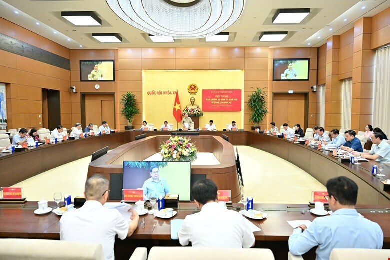 Toàn cảnh hội nghị. Ảnh: VPQH