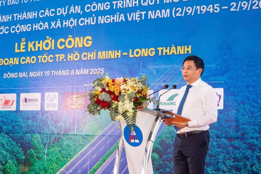 bo-truong-bo-tai-chinh-nguyen-van-thang.png