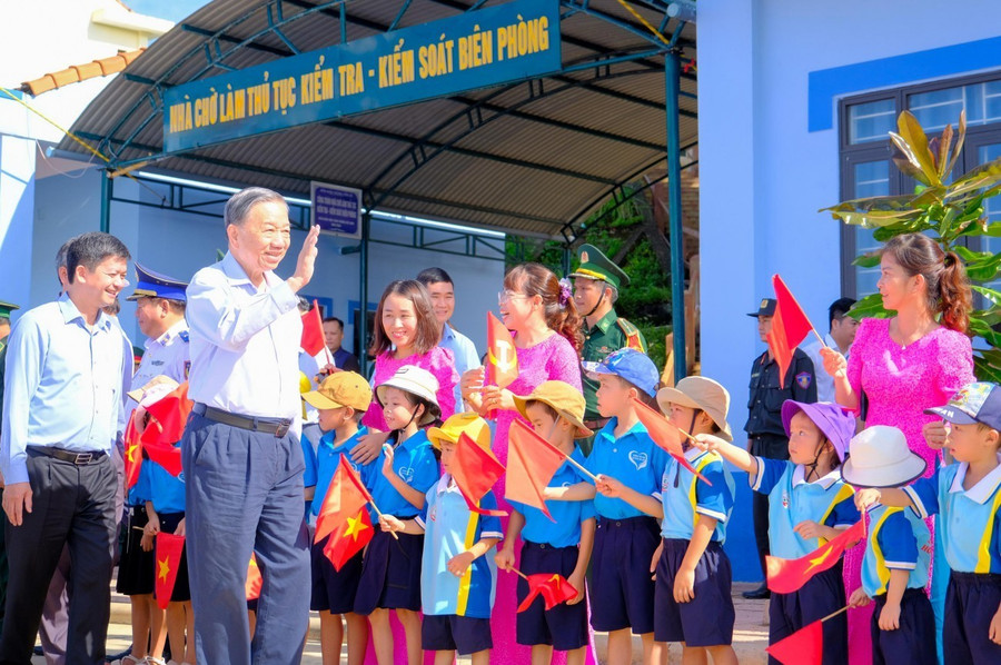 thong-bi-thu-tham-con-co-2.jpg