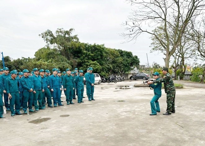 Phụ cấp thâm niên của Chính trị viên Ban Chỉ huy quân sự cấp xã