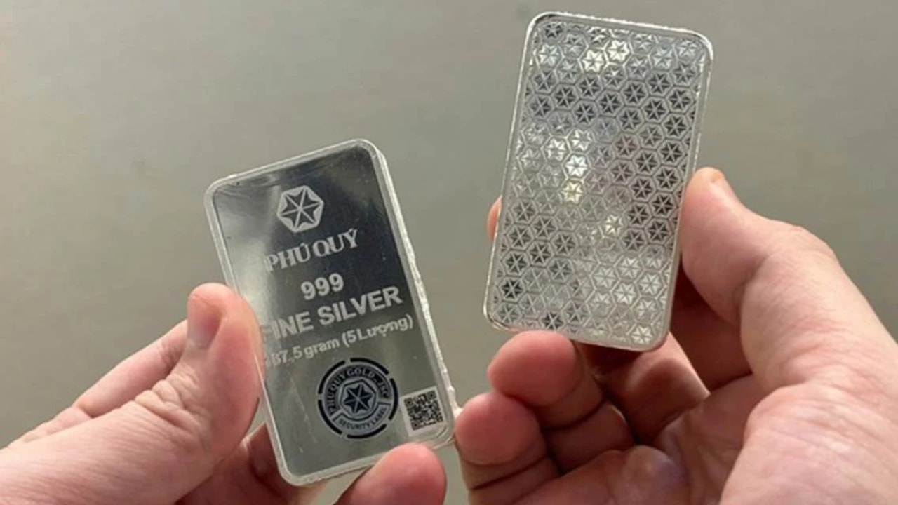 Giá bạc duy trì ở mức cao, hướng tới đỉnh mới- Ảnh 1.