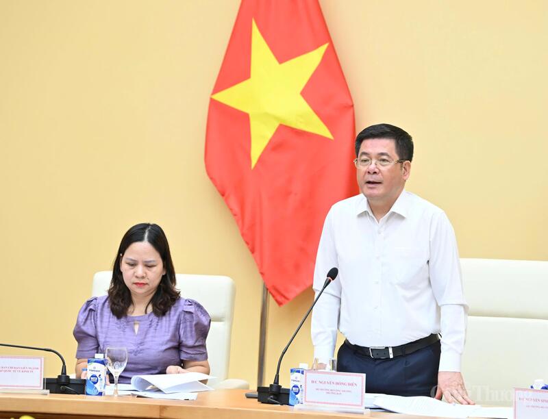 Bộ trưởng Nguyễn Hồng Diên phát biểu kết luận Phiên họp.