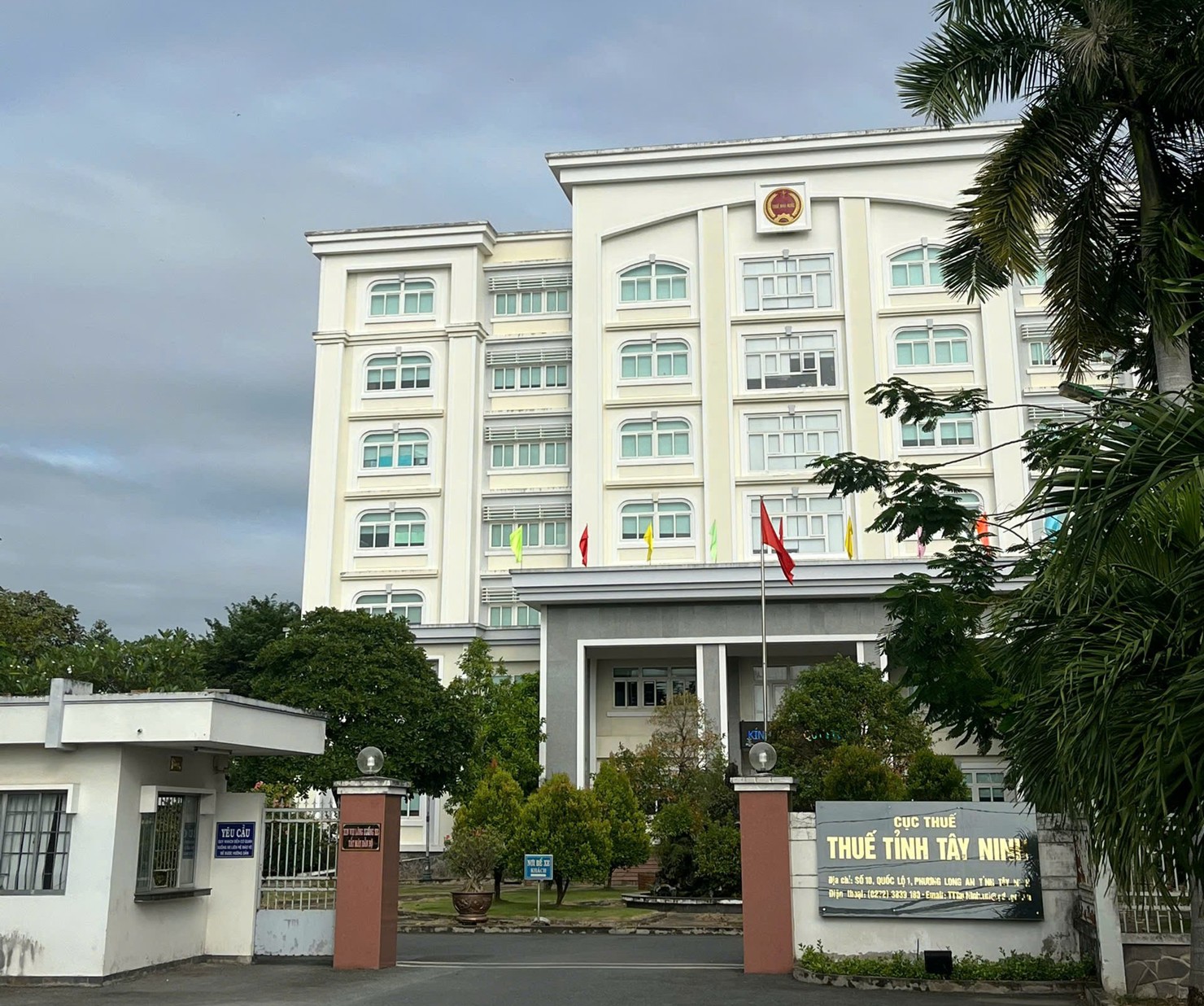 Số thu ngân sách 9 tháng do Thuế tỉnh Tây Ninh thu được hơn 34.189 tỷ đồng, bằng 109% dự toán năm. Ảnh: Đức Mỹ