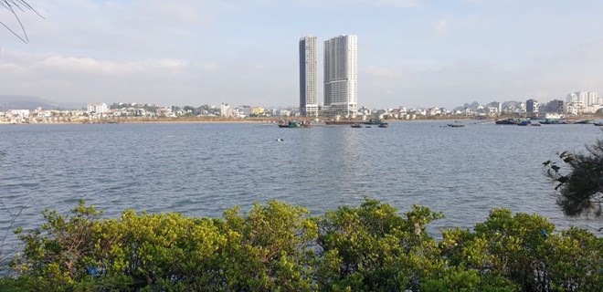 Quảng Ninh tiếp tục phát triển hạ tầng đồng bộ, hiện đại