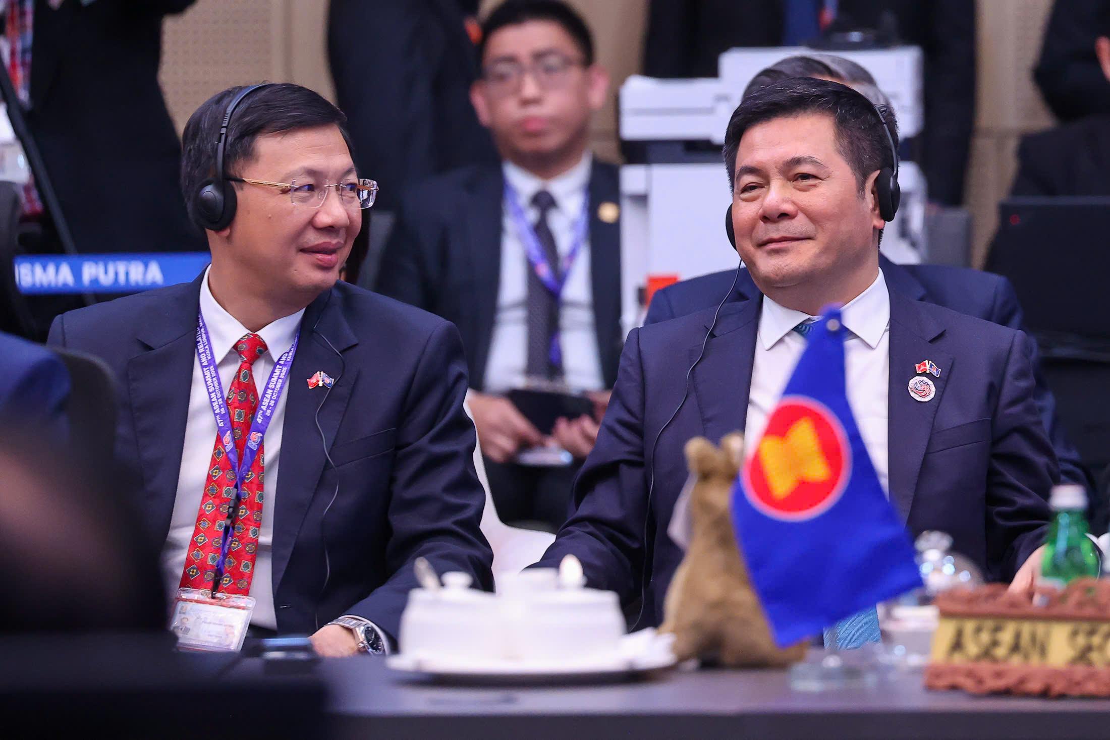 Bộ trưởng Nguyễn Hồng Diên cùng lãnh đạo các Bộ, ngành tháp tùng Thủ tướng Phạm Minh Chính tham dự Hội nghị Cấp cao Kỷ niệm 50 năm quan hệ ASEAN - New Zealand. Ảnh Nguyên Minh